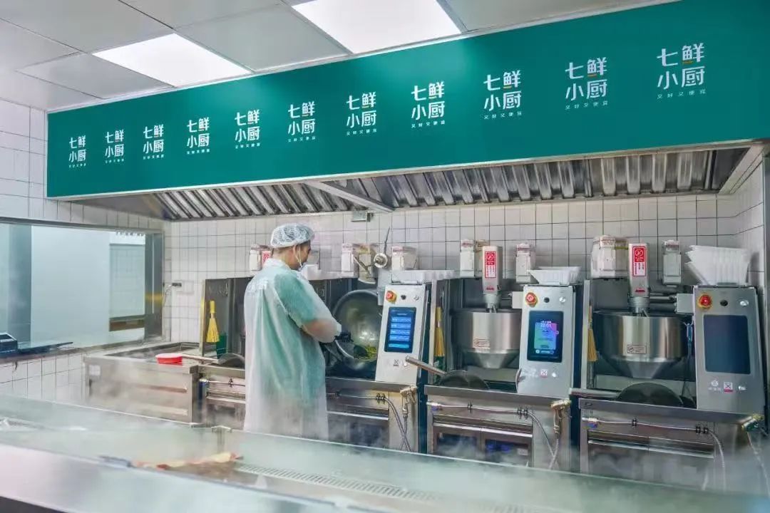 美团阿里暂停“攻城”，京东继续“攻心”